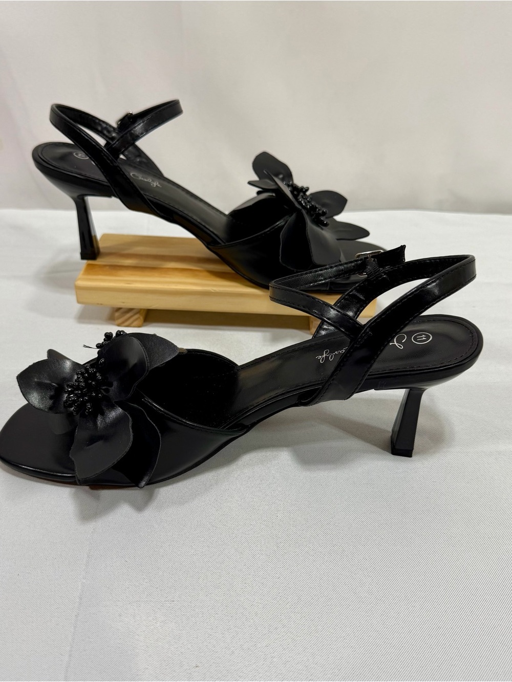 Jessica Carlyle Shoes 11 Havana Black Kitten Heels Sexy Beaded